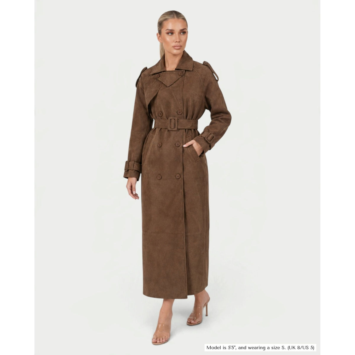 Der charakteristische Trenchcoat mit Gürtel