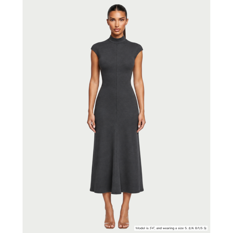 Das A-Linien-Midikleid mit Flügelärmeln