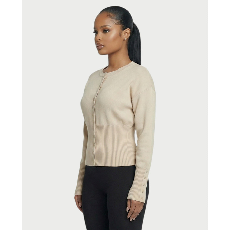 Der unverzichtbare Cardigan mit Rippstruktur