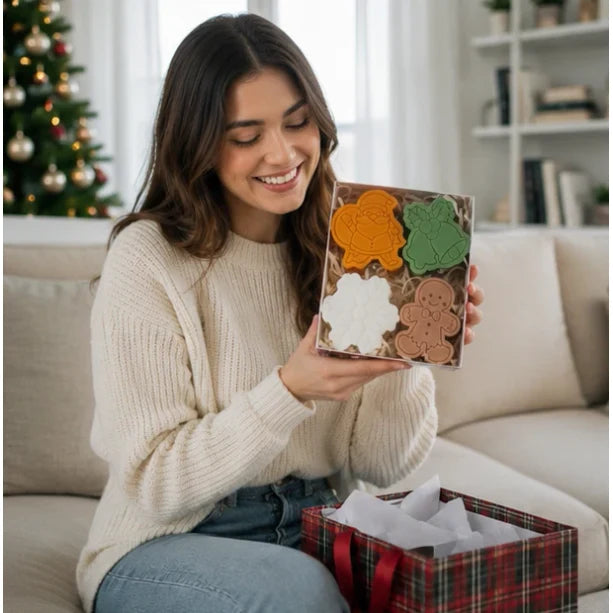 Christmas Candle Gift Set with Festive Shaped Decorative for Holiday Scents of 4 - Image 6
