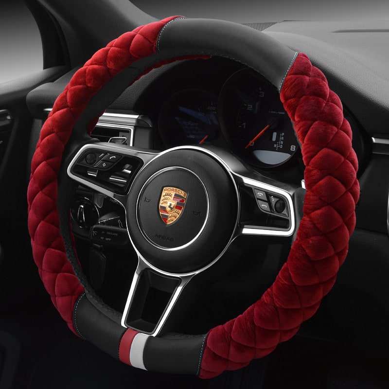 Steering Wheel Cover with Plush Quilted Diamond Pattern and Textured Grip for Car 38cm Round - Image 5