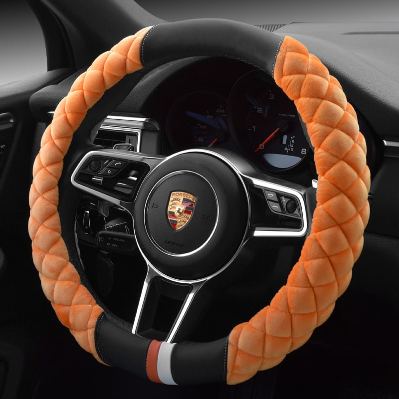 Steering Wheel Cover with Plush Quilted Diamond Pattern and Textured Grip for Car 38cm Round - Image 7